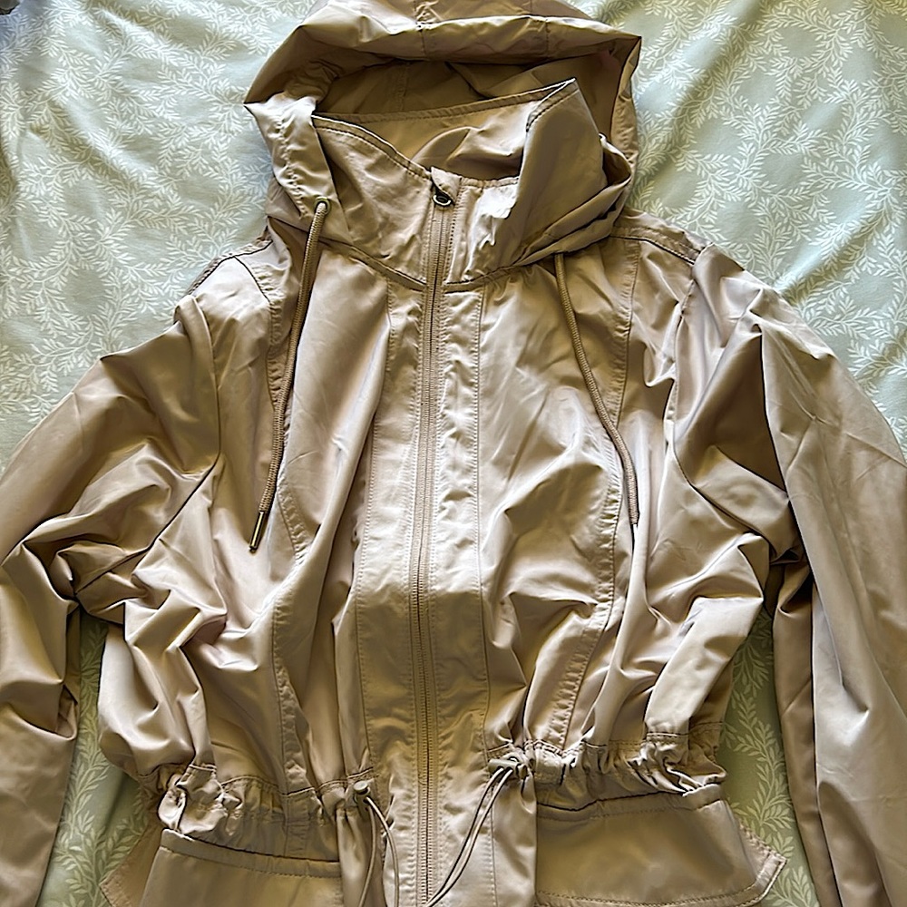 XL pink 100% polyester windbreaker